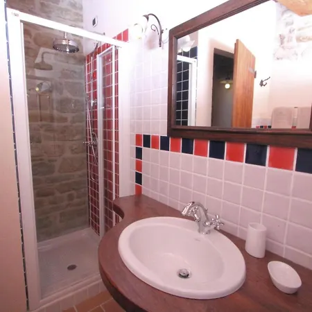 Lovely In With Stunning Views *